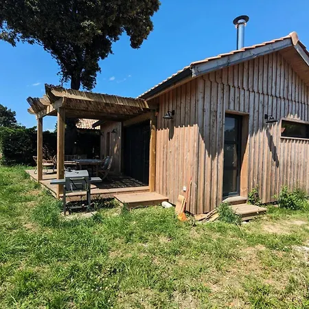 Chalet Copropriete De La - 107 - Invitation Au Repos Dans Ce En Bois Mae-4471 Le Verdon-sur-Mer